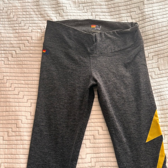 Aviator nation leggings with bolt decal dark grey - Picture 6 of 8